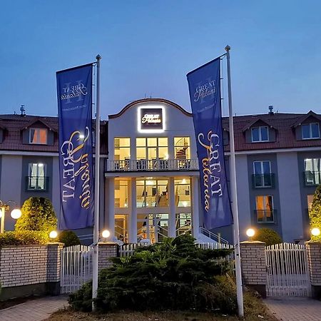 Great Polonia Ustka Bed & Breakfast エクステリア 写真