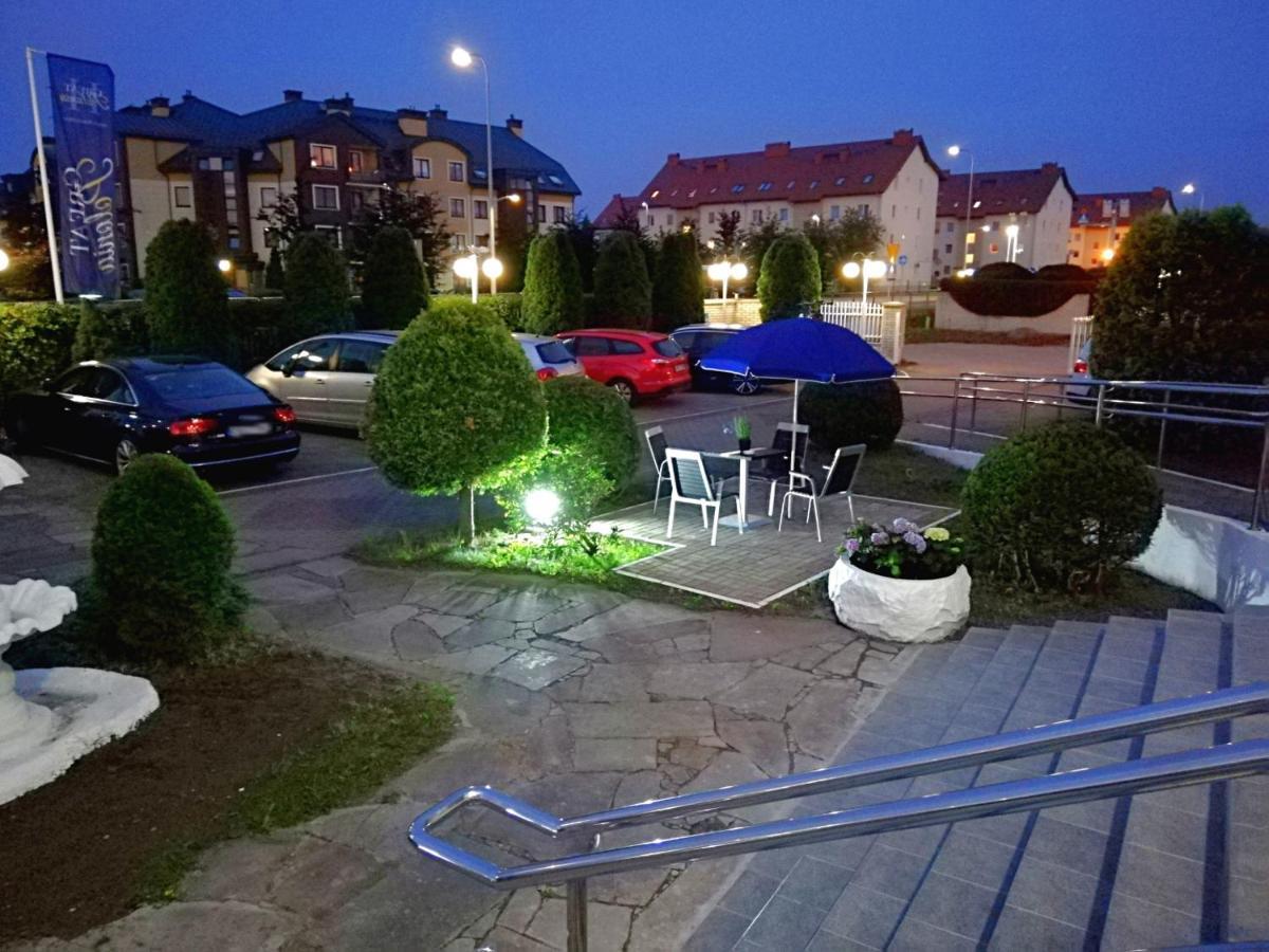 Great Polonia Ustka Bed & Breakfast エクステリア 写真