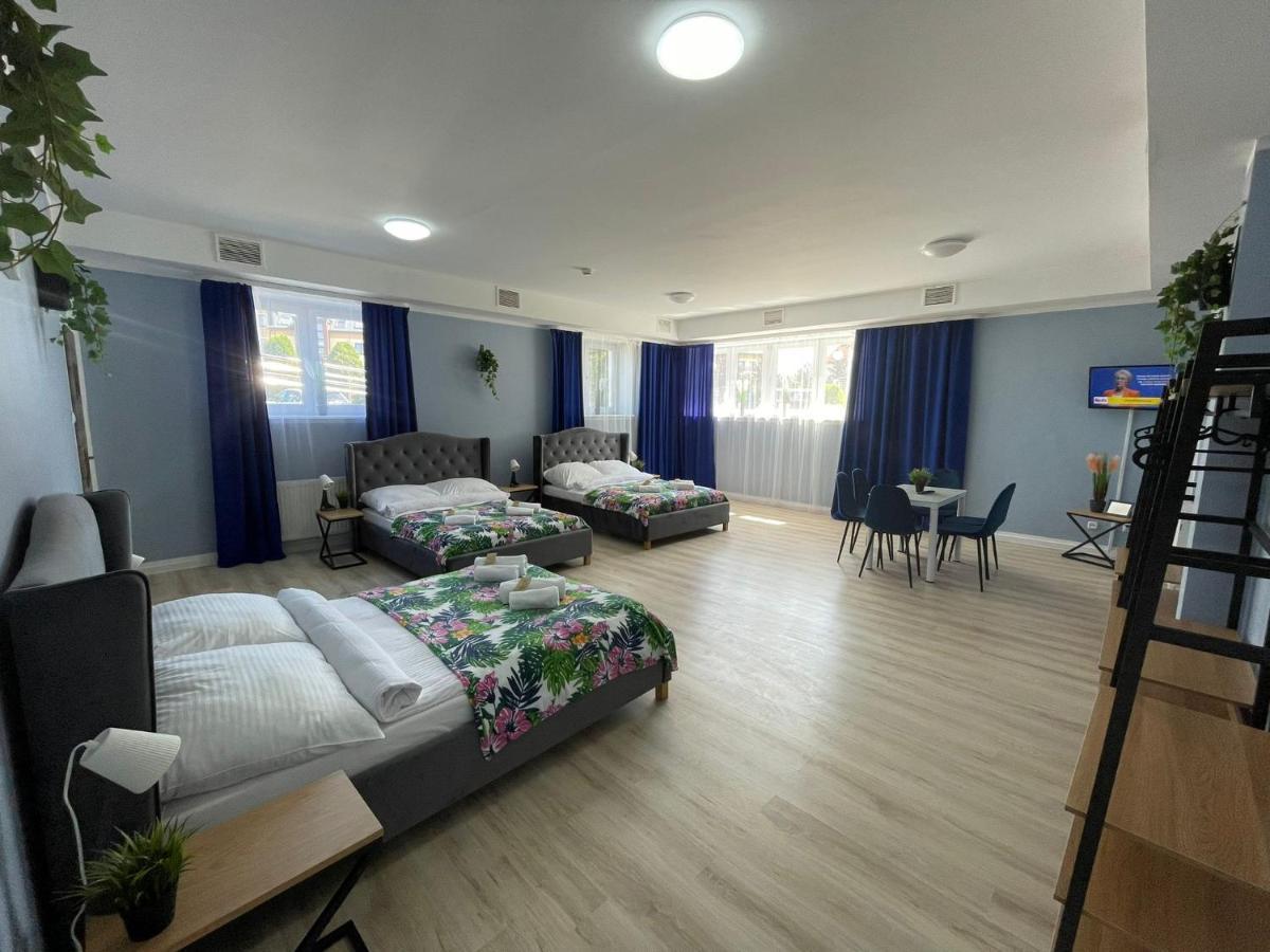 Great Polonia Ustka Bed & Breakfast エクステリア 写真
