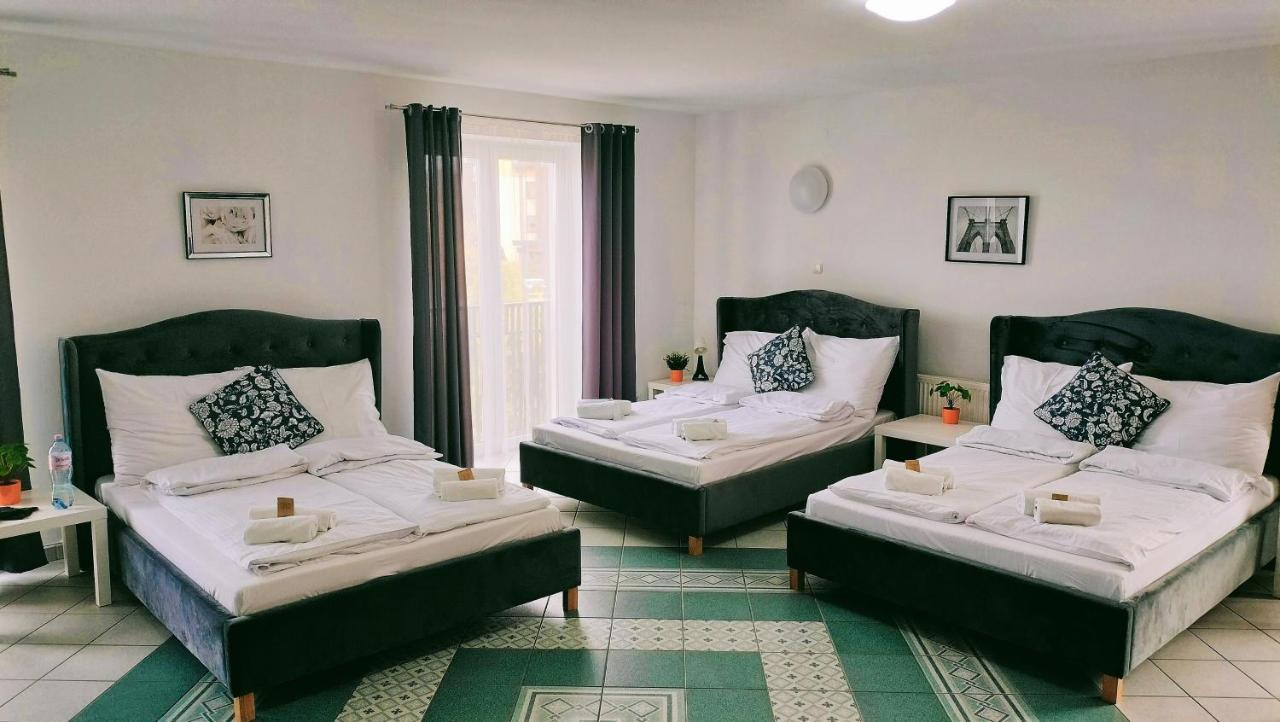 Great Polonia Ustka Bed & Breakfast エクステリア 写真